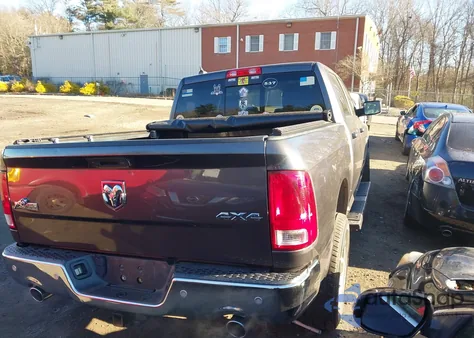 2017 Ram 1500 Big Horn 4X4 5'7 Box z USA, uszkodzony, nr VIN 1C6RR7LT0HS834837